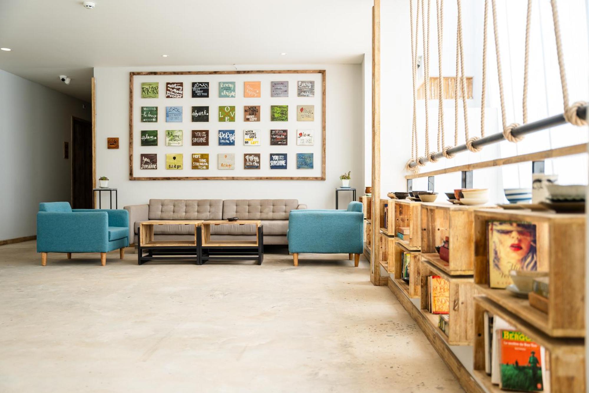 9Station Hostel & Bar Дуонг-Донг Экстерьер фото